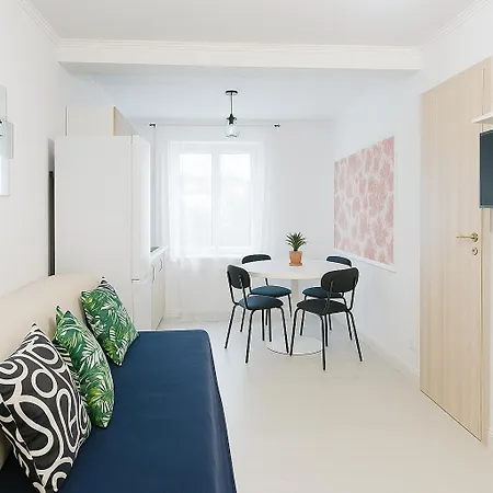 Hotel apartamentowy Dd - Iuliu Moldovan