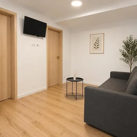 Dd - Iuliu Moldovan Hotel apartamentowy 3*