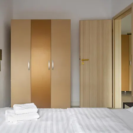 Dd - Iuliu Moldovan Hotel apartamentowy