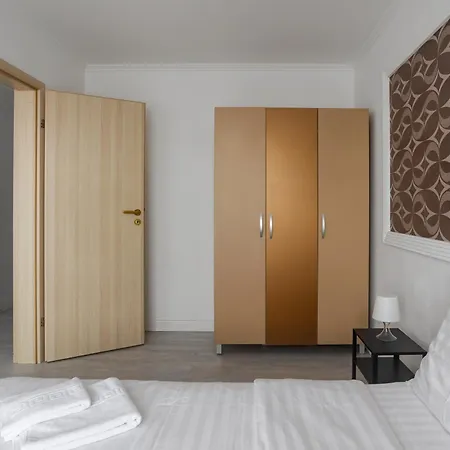 Dd - Iuliu Moldovan Hotel apartamentowy