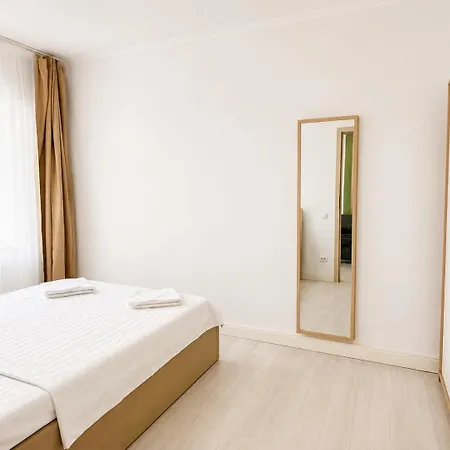 Apart Otel Dd - Iuliu Moldovan Kaloşvar