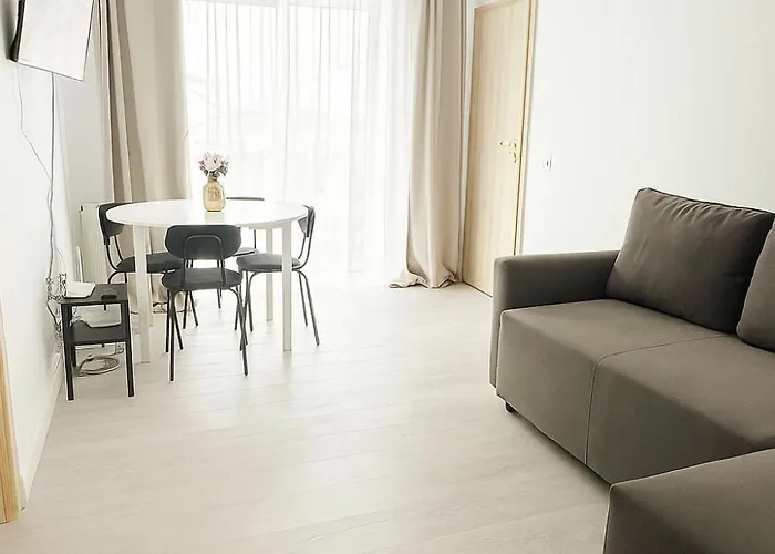 Dd - Iuliu Moldovan Hotel apartamentowy 3*